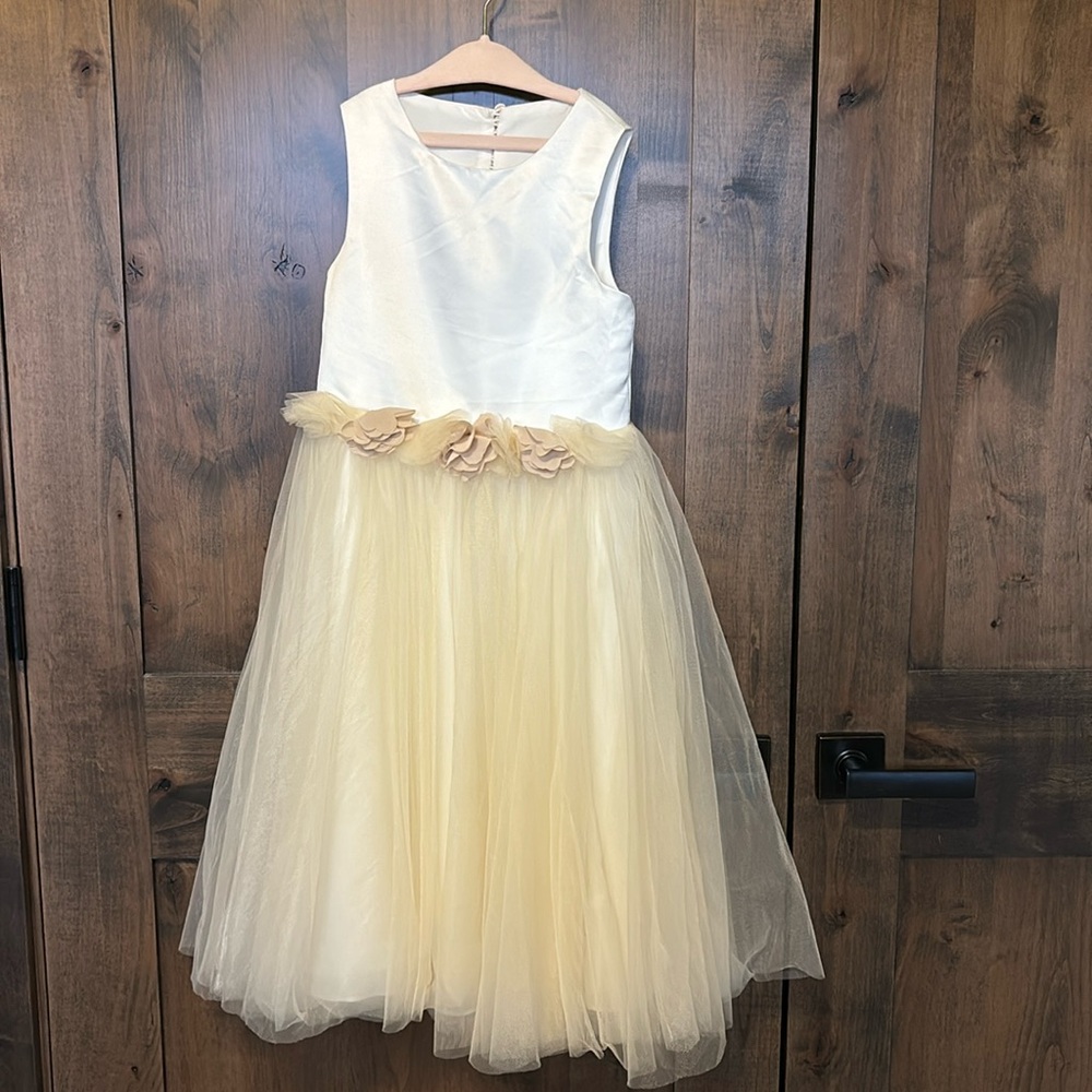 Girls Azazie Loulou Flower Girl Dress